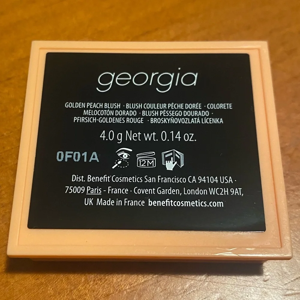 Benefit Georgia Golden Peach Blush